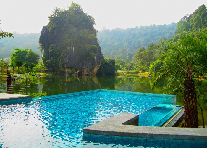 acrylic glass wall pool